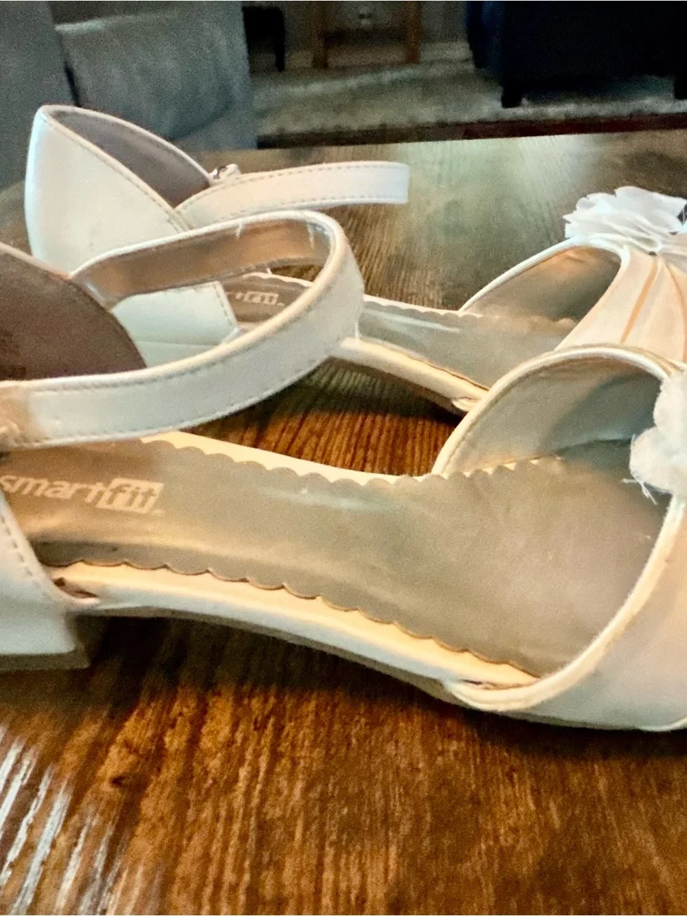 Girls White Jeweled Floral Dress Shoes with Ankle Strap size 3 1/2